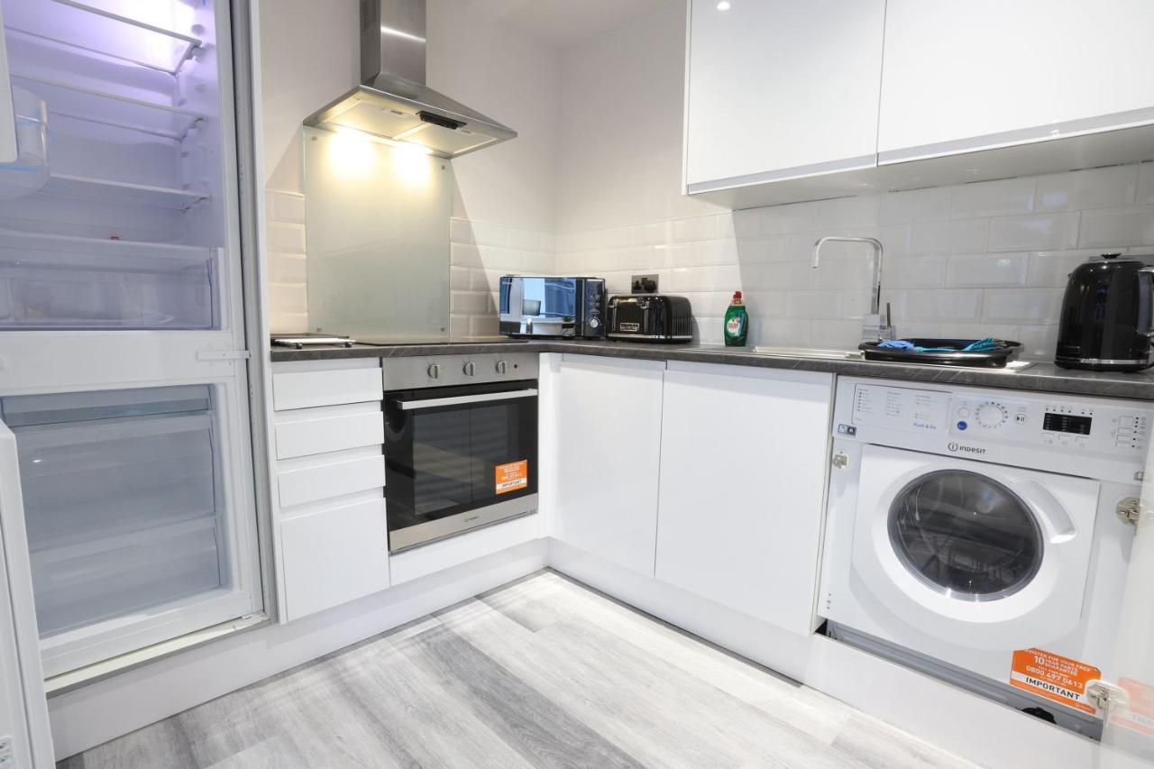 Birmingham Necairport Interchange Shortstay Homebase Extérieur photo