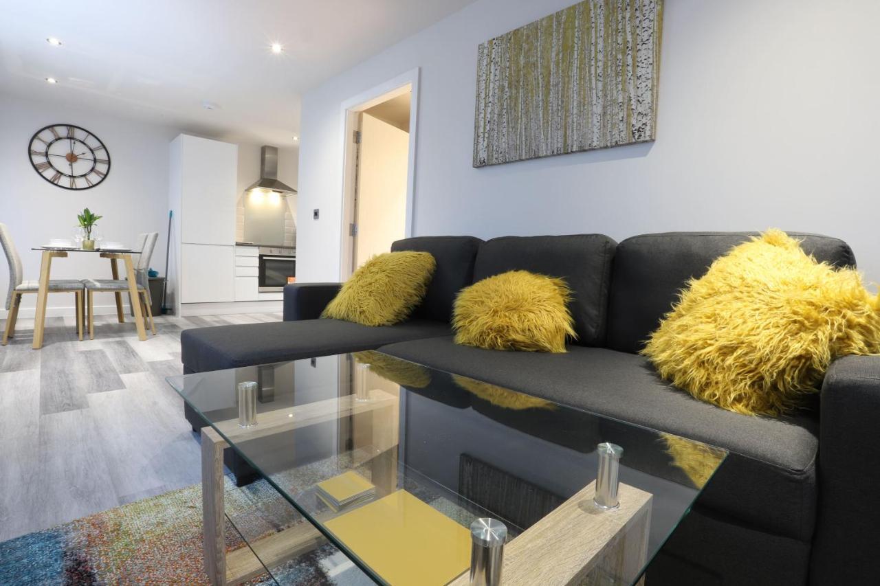 Birmingham Necairport Interchange Shortstay Homebase Extérieur photo