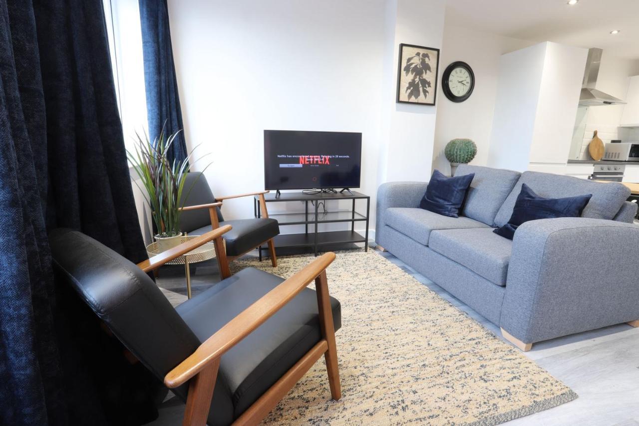 Birmingham Necairport Interchange Shortstay Homebase Extérieur photo