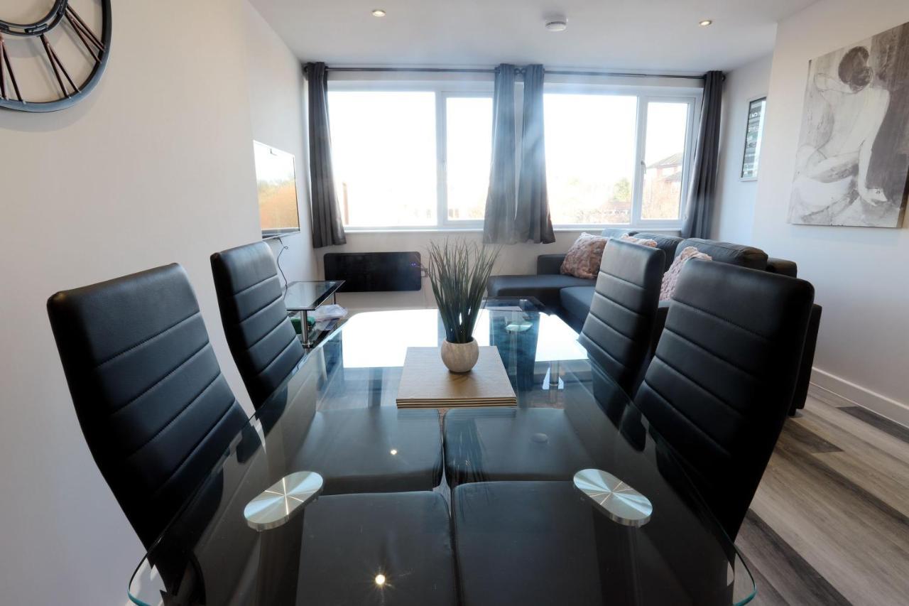 Birmingham Necairport Interchange Shortstay Homebase Extérieur photo